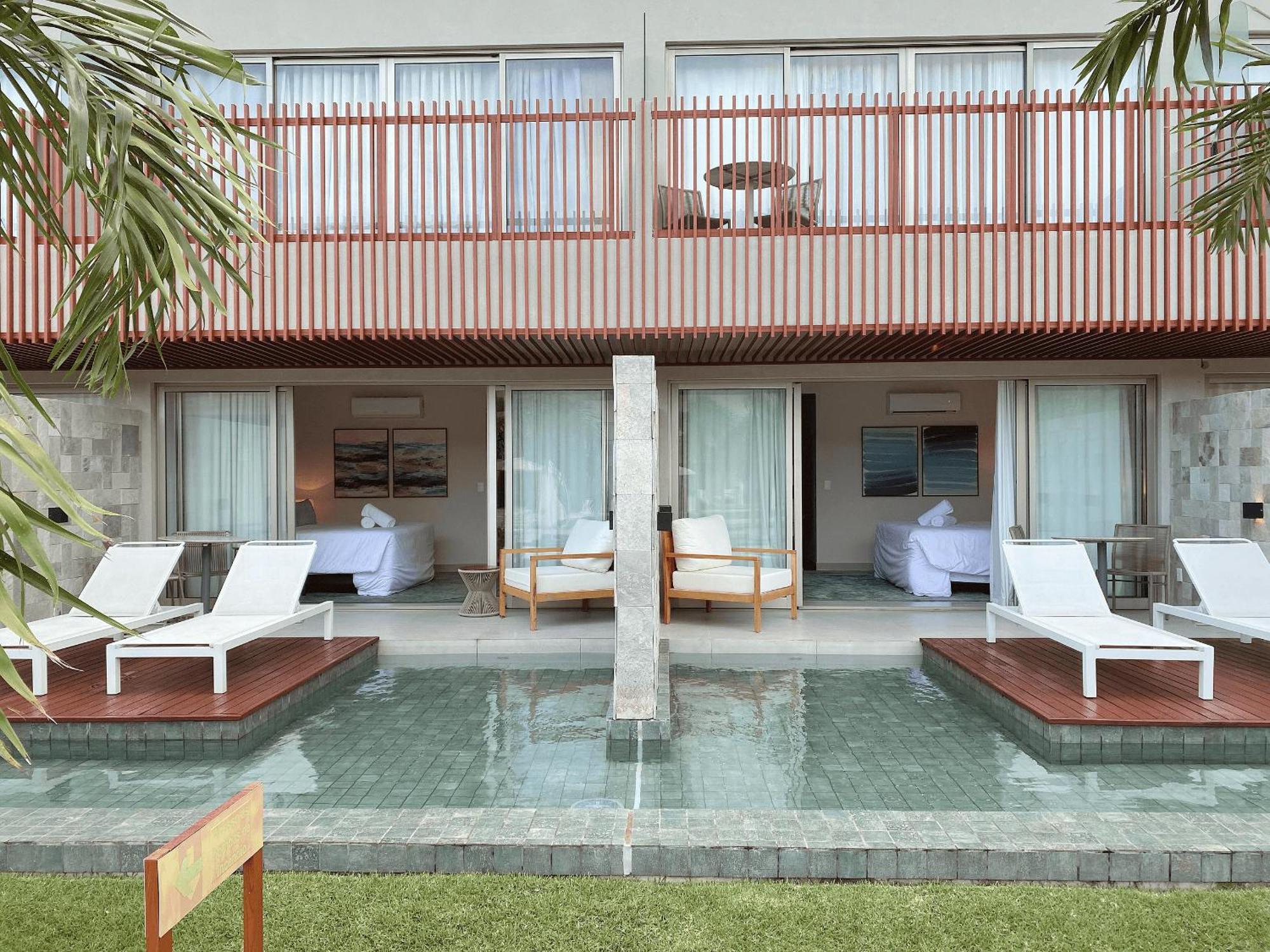 Flat Ile De Pipa Lanai - By Almare *